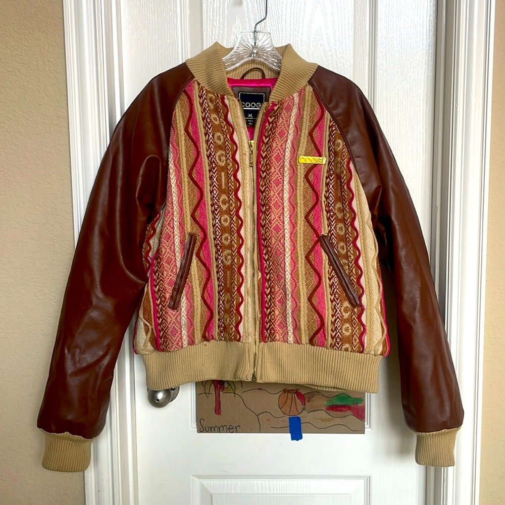 COOGI women’s zip up jacket size XL
